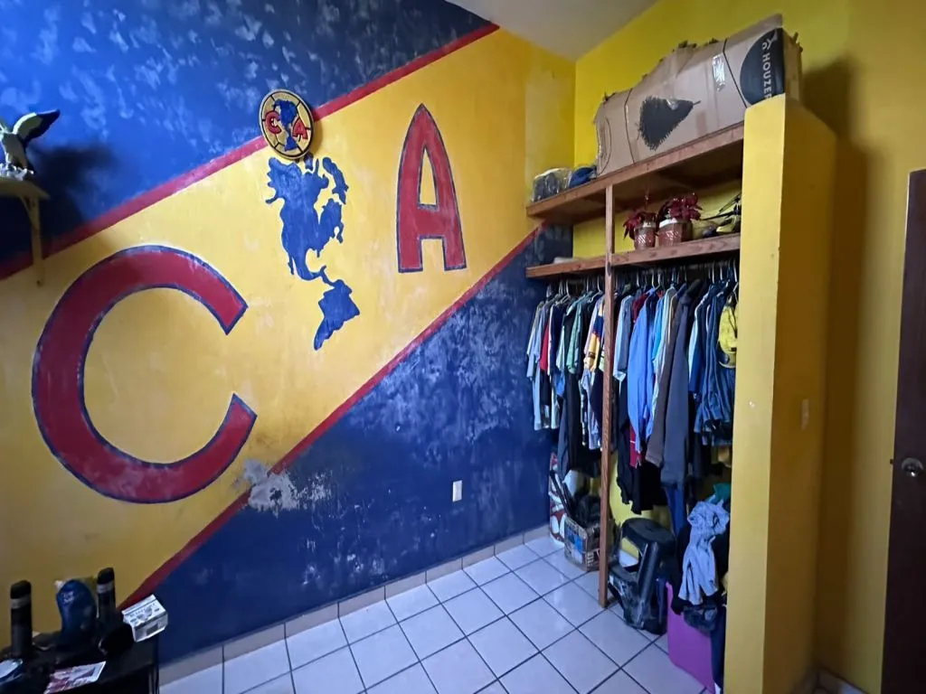 CASA EN ESQUINA CON LOCAL OPCIONAL - Foto 12