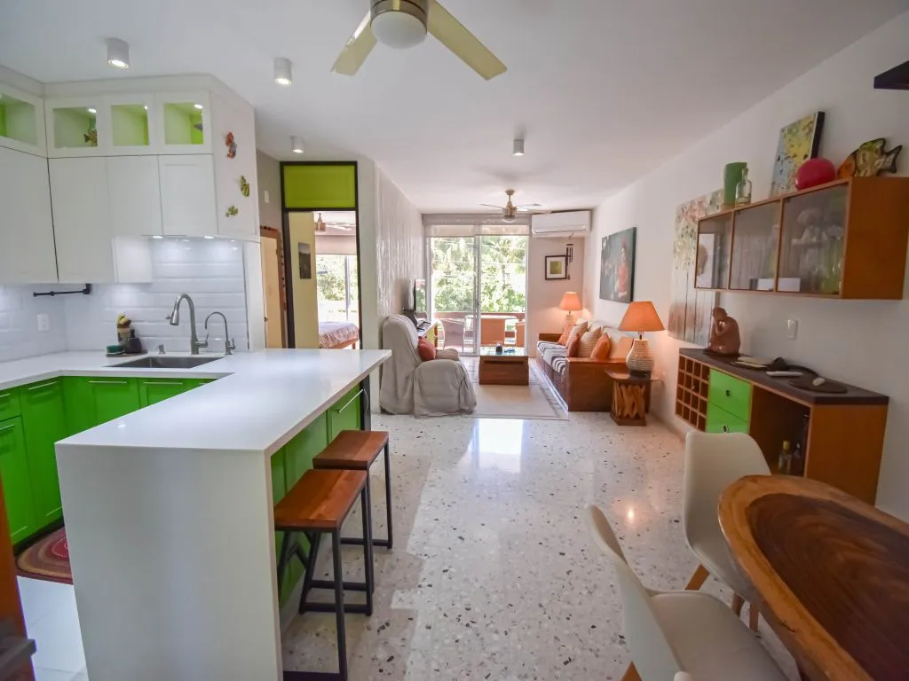 Condominio moderno de una recámara en Mazatlán – ¡A solo pasos de la playa! - Foto 7