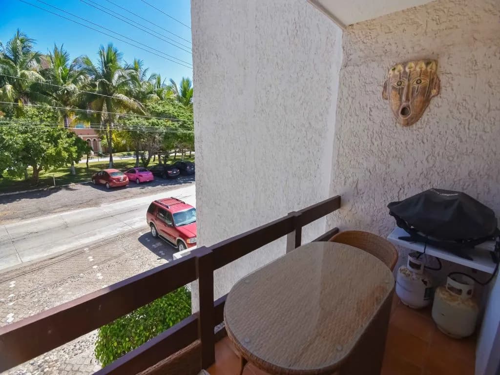 Condominio moderno de una recámara en Mazatlán – ¡A solo pasos de la playa! - Foto 16