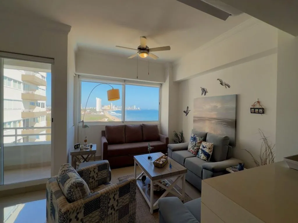 Vive el estilo de vida frente al mar en Quintas del Mar II - Foto 2