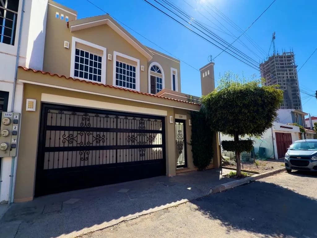 Amplia Residencia con Alberca Privada en Sábalo Country, Zona Dorada de Mazatlán - Foto 1