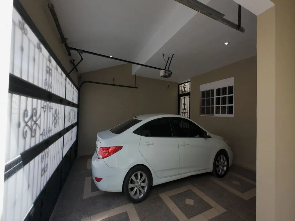 Amplia Residencia con Alberca Privada en Sábalo Country, Zona Dorada de Mazatlán - Foto 3