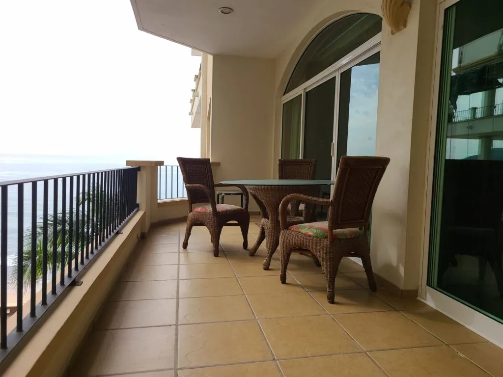 Condominio Frente al Mar, Totalmente Amueblado (4.º Piso) - Foto 10